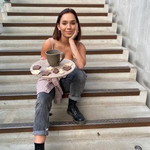 Meet your Posher, Emma